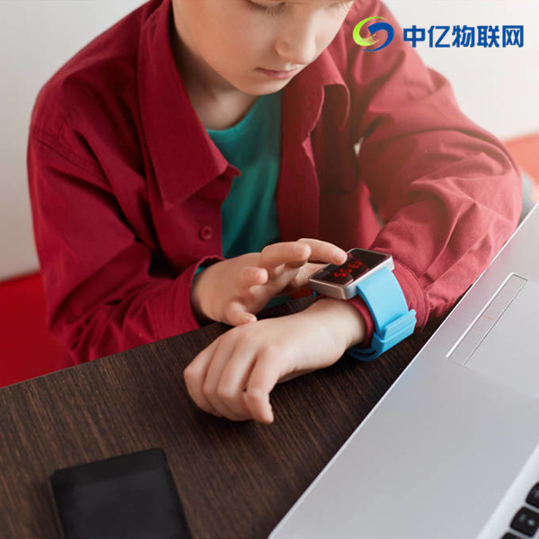 4G兒童手表語音卡怎么選擇？“七色陽光”告訴你答案
